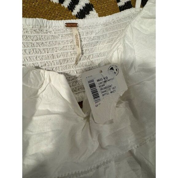 NWT Free People Danielle Ruffle Crop Tank Optic White Large - Picture 6 of 6